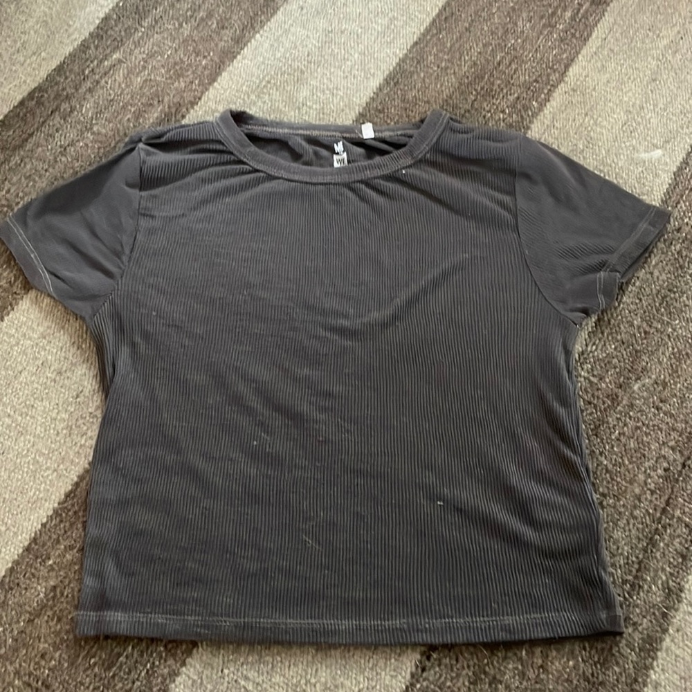 grey super soft pacsun tee shirt!